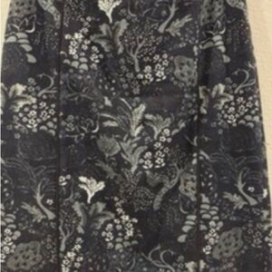 Ann Taylor Chinoiserie Patterned Navy Blue Gray Skirt Size 6 Knee Length